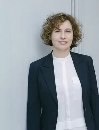 Πλαγιώτη Δώρα
